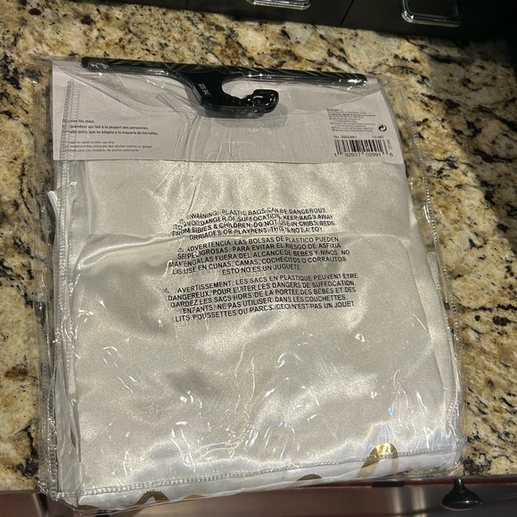 White Bride Robe - Picture 2 of 3